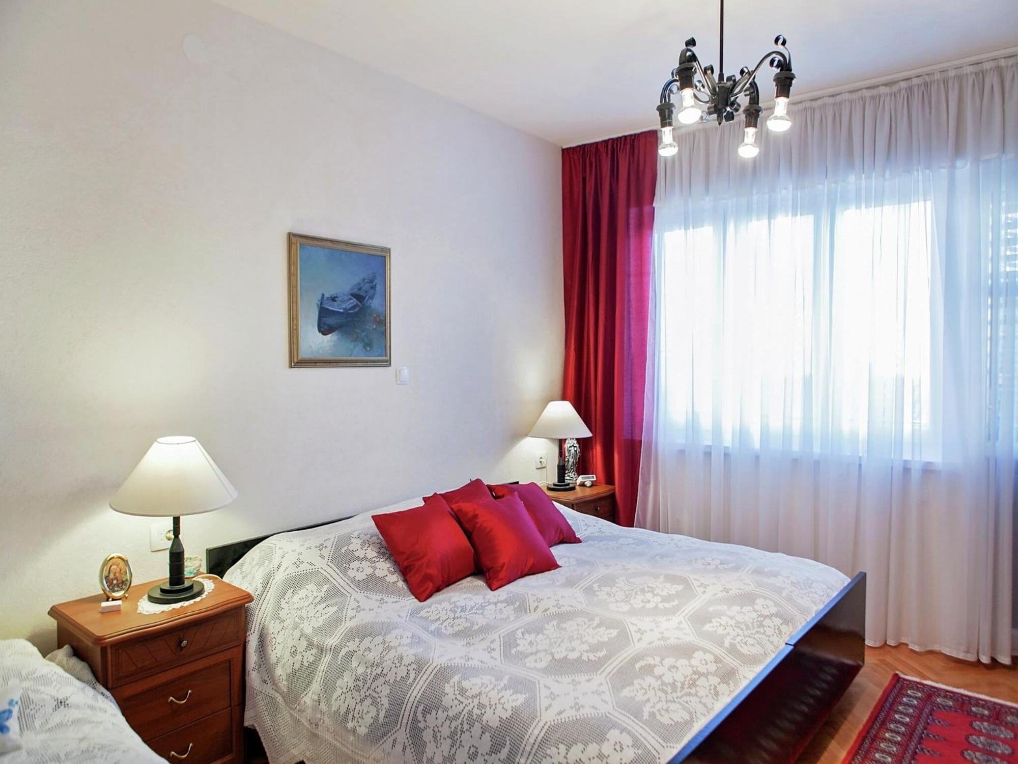 Cozy Apartment With A Balcony And A Sea View Brela Exterior photo
