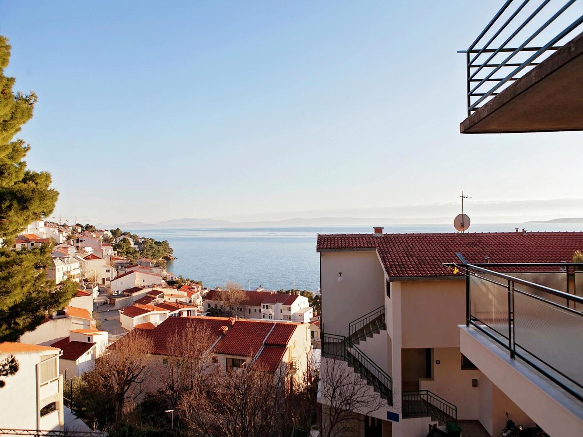 Cozy Apartment With A Balcony And A Sea View Brela Exterior photo